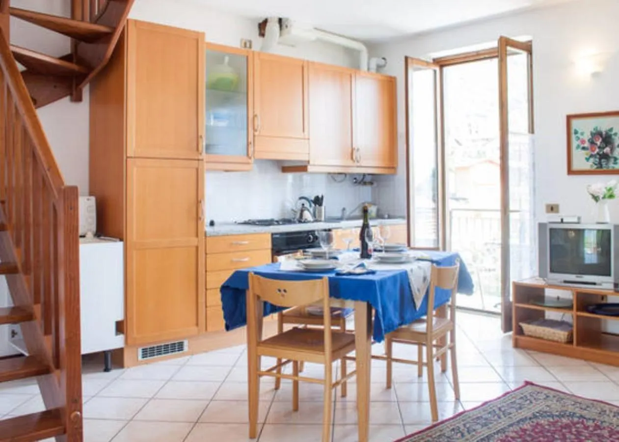 Apartment Appartamento Sonia Gravedona Italien